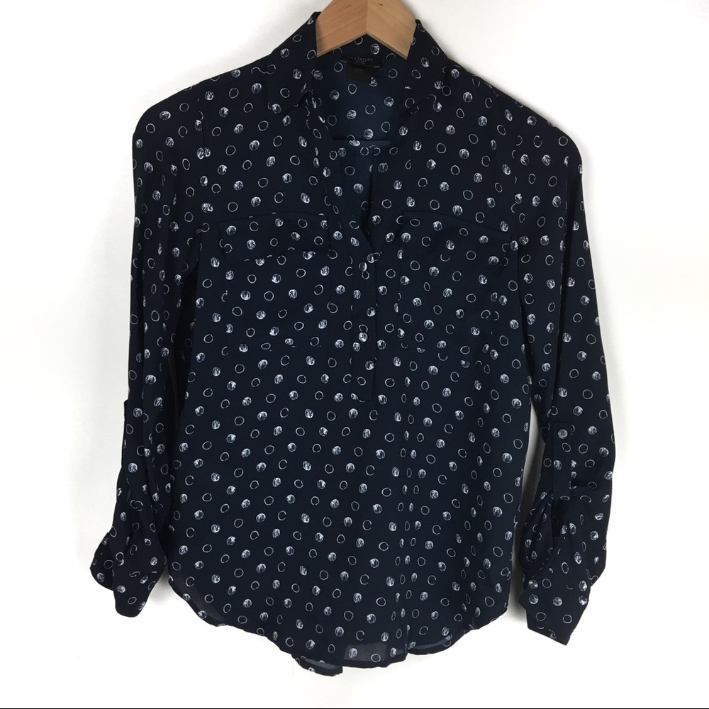 COPY - ANN TAYLOR Long Sleeve Petite Pullover Button Down